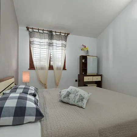 Biba Lux Apartman Poreč Kültér fotó